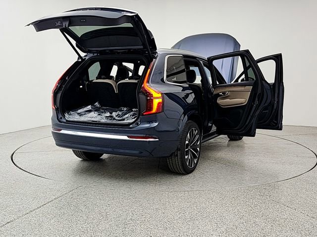 New 2026 Volvo XC90 T8 Plus w/ Protection Package image 11