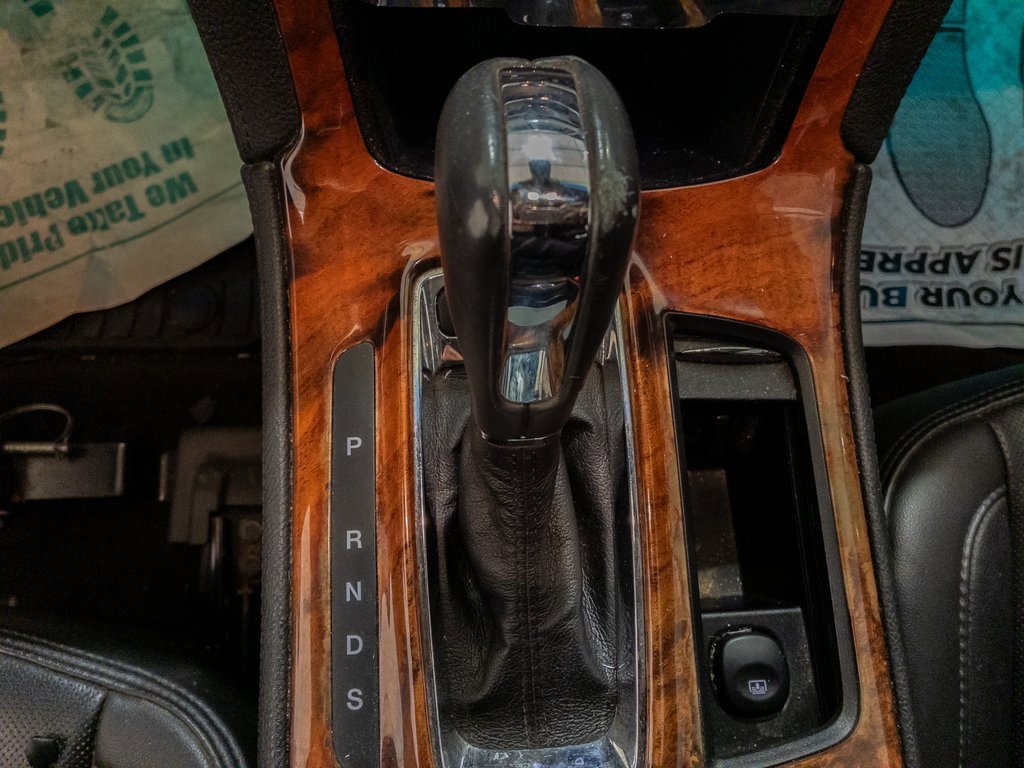 Used 2014 Lincoln MKS AWD w/ Equipment Group 201A image 21