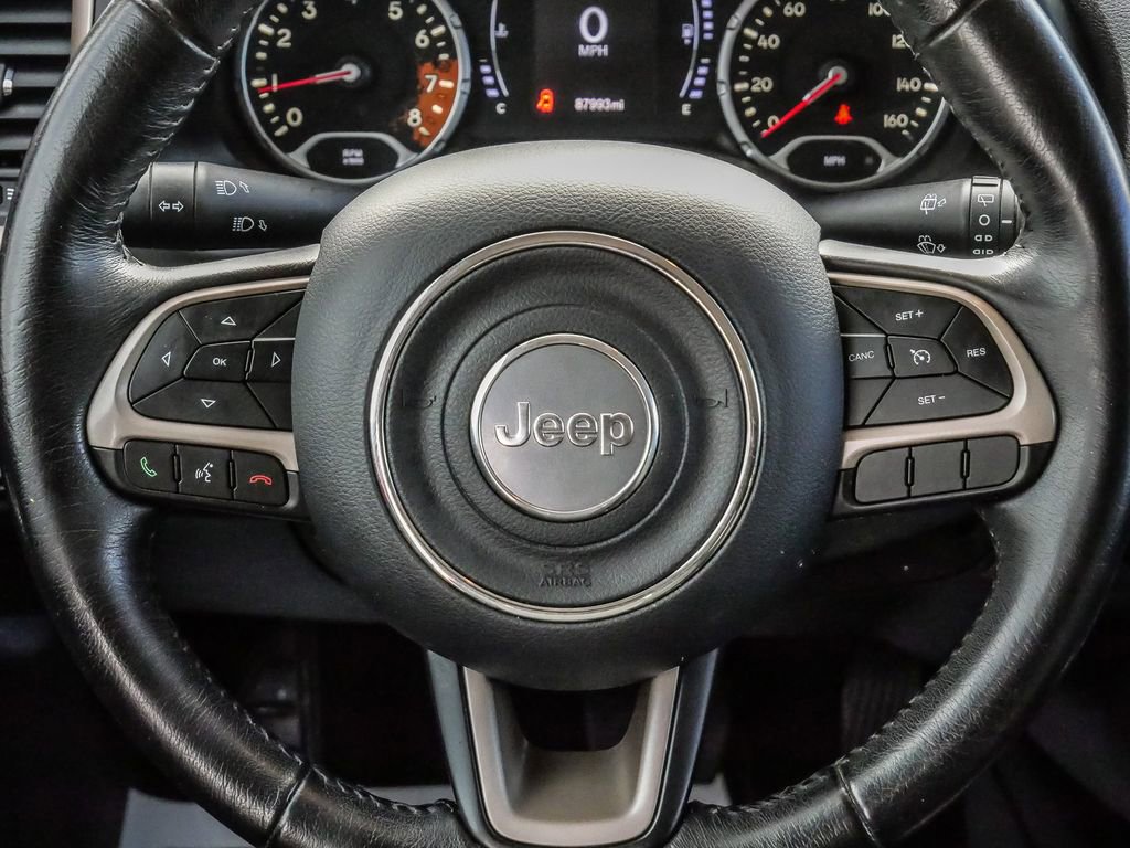 Used 2017 Jeep Renegade Latitude image 22