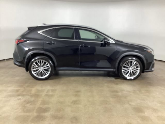 Used 2022 Lexus NX 350h AWD w/ Vision Package image 5