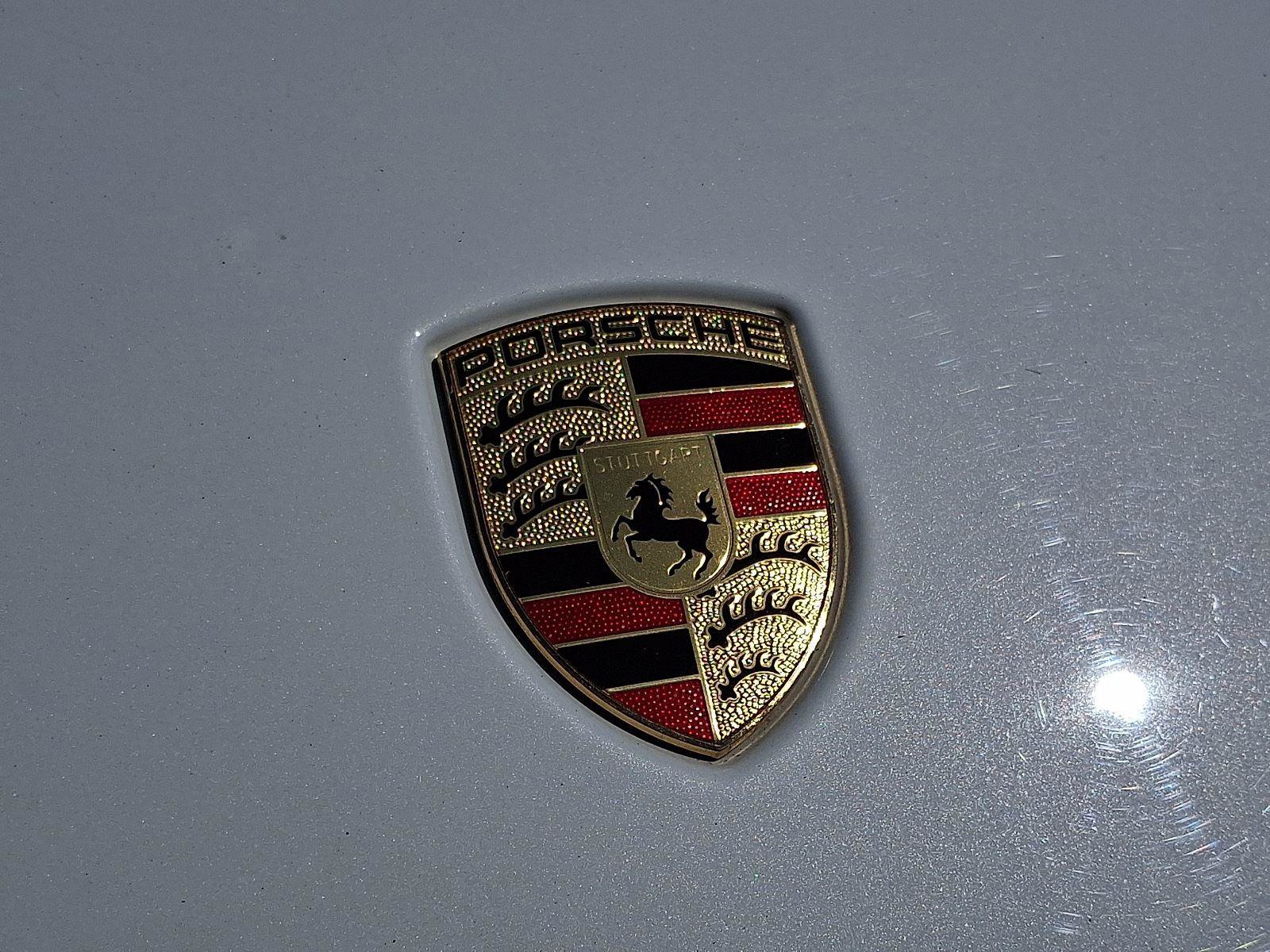 Used 2019 Porsche Macan AWD/4WD image 30