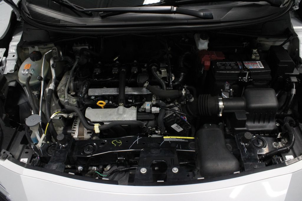 Certified 2024 Nissan Versa SR FWD image 31