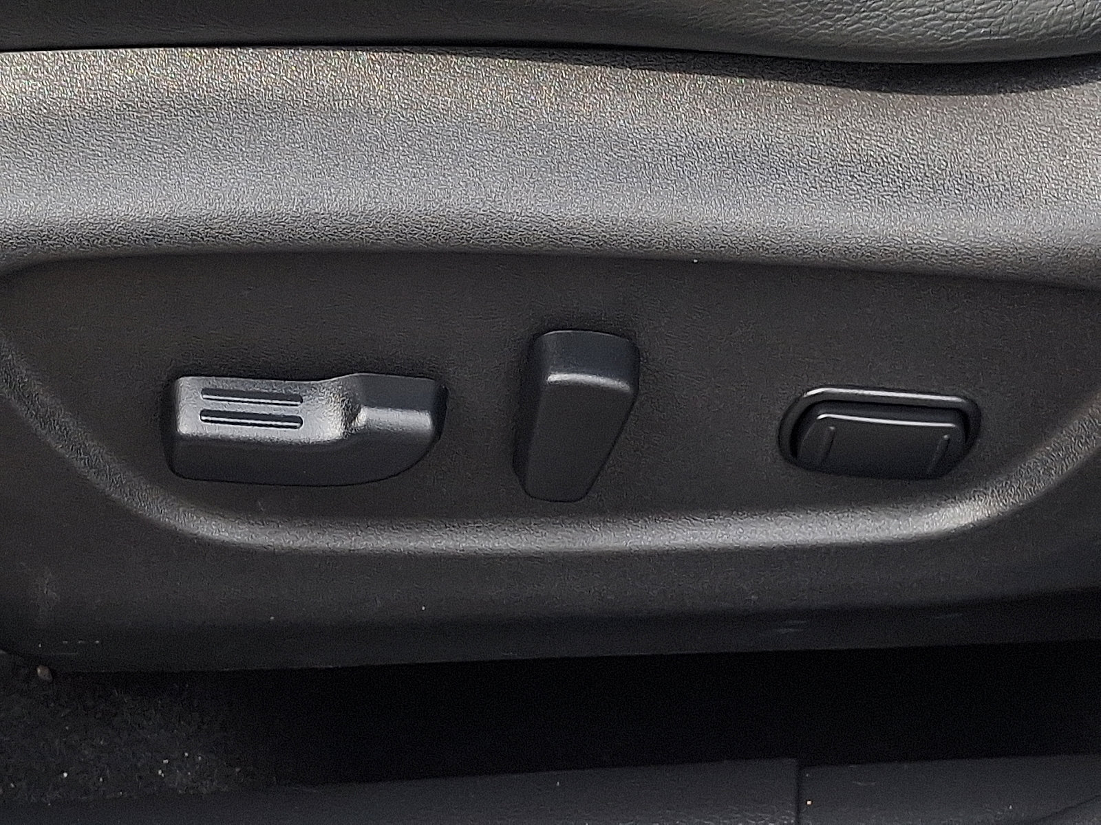 Used 2018 Nissan Rogue Sport SL w/ SL Premium Package image 27