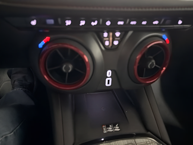Used 2025 Chevrolet Blazer RS FWD image 24