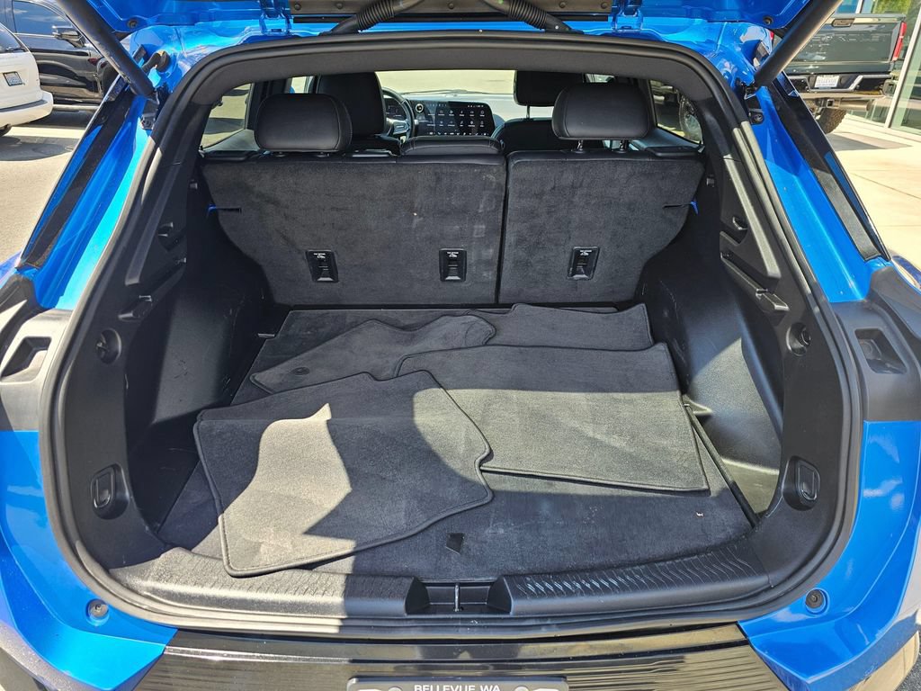 Used 2024 Chevrolet Equinox EV LT FWD image 13