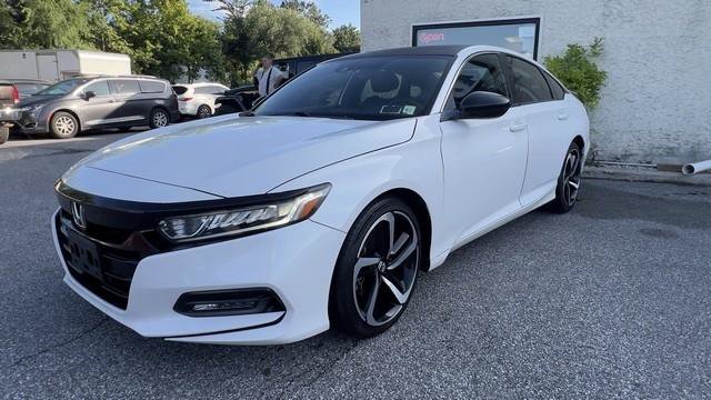 Used 2018 Honda Accord Sport image 3