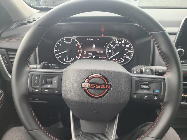 Used 2025 Nissan Rogue SV AWD/4WD image 12