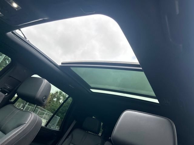 Used 2023 Chevrolet Tahoe RST w/ Luxury Package RWD image 18