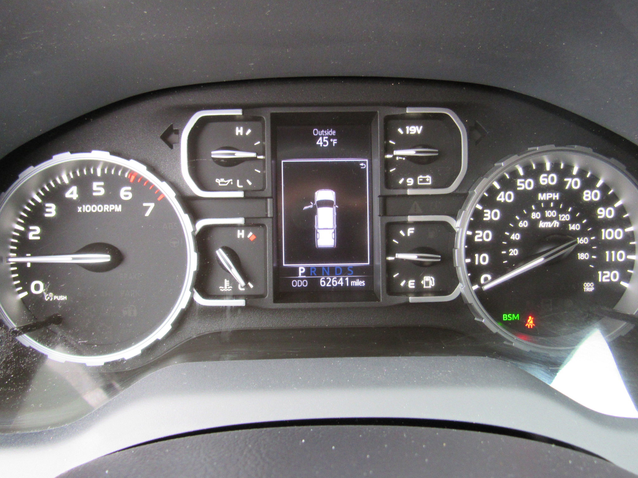 Used 2019 Toyota Tundra Limited w/ Limited Premium Package image 15