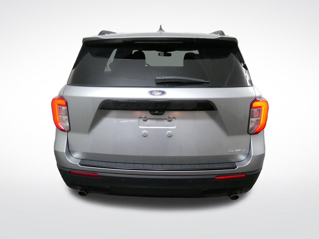 Used 2023 Ford Explorer ST-Line image 4