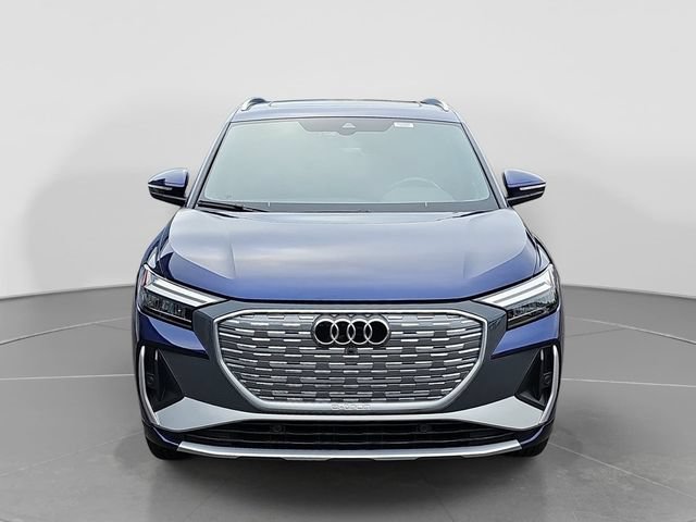 Used 2023 Audi Q4 e-tron Premium Plus w/ Premium Plus AWD/4WD image 2