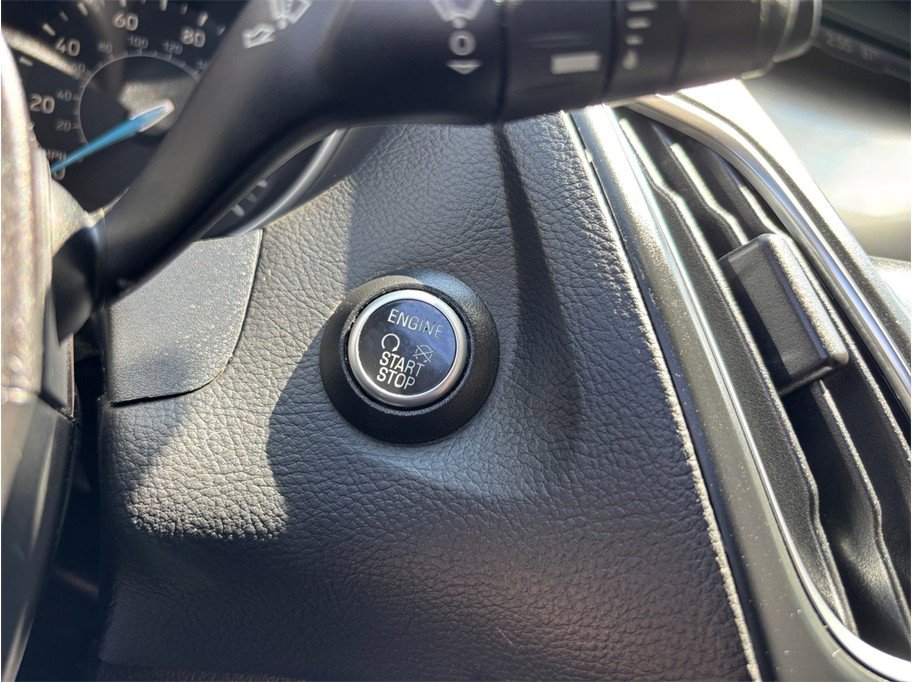 Used 2015 Ford Focus Titanium image 23