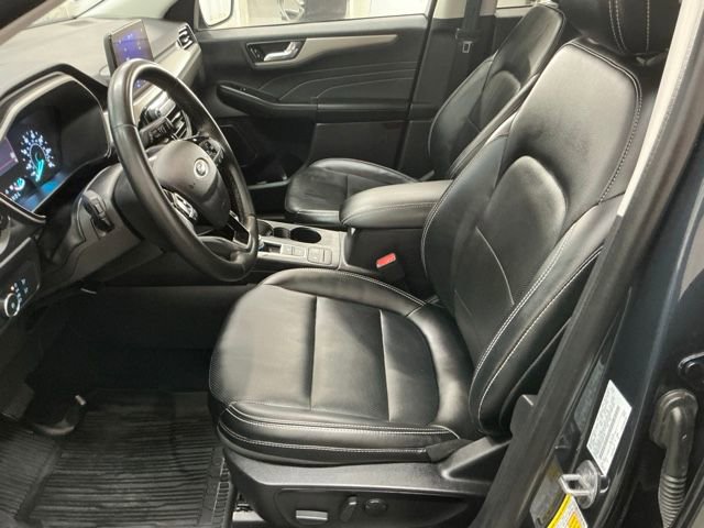 Used 2022 Ford Escape SEL image 13