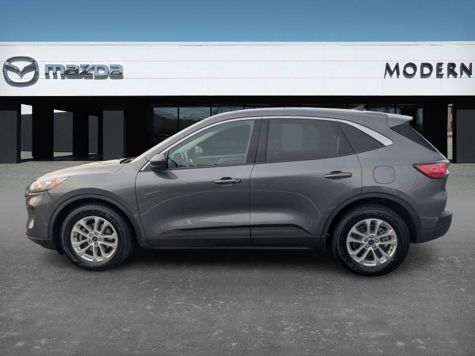 Used 2022 Ford Escape SE image 8