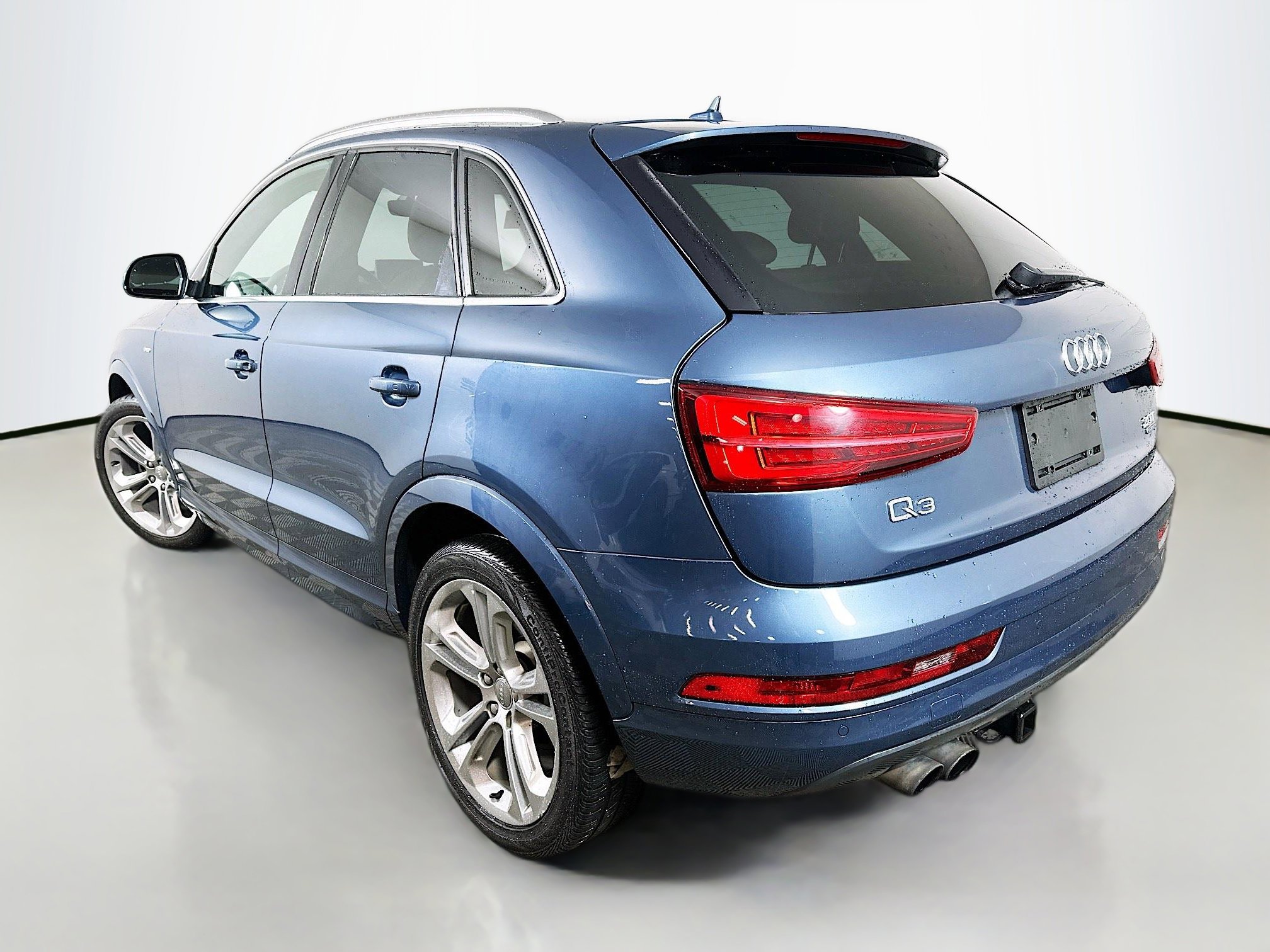 Used 2018 Audi Q3 2.0T Premium Plus w/ Premium Plus Package image 5
