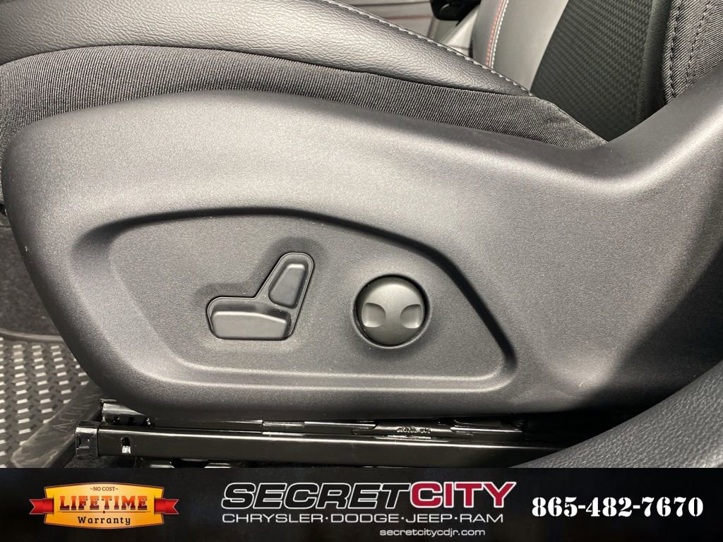 New 2026 Jeep Compass Trailhawk w/ Sun, Sound & Navigation Group image 14