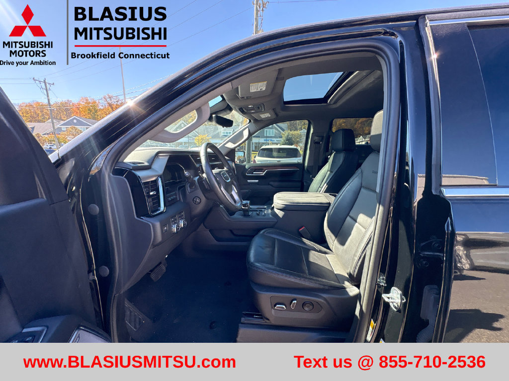 Used 2023 GMC Sierra 1500 Denali w/ Denali Reserve Package AWD/4WD image 17