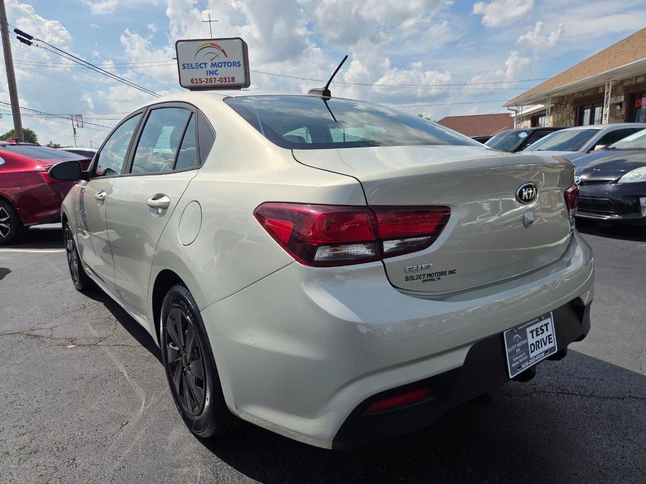 Used 2018 Kia Rio S FWD image 4