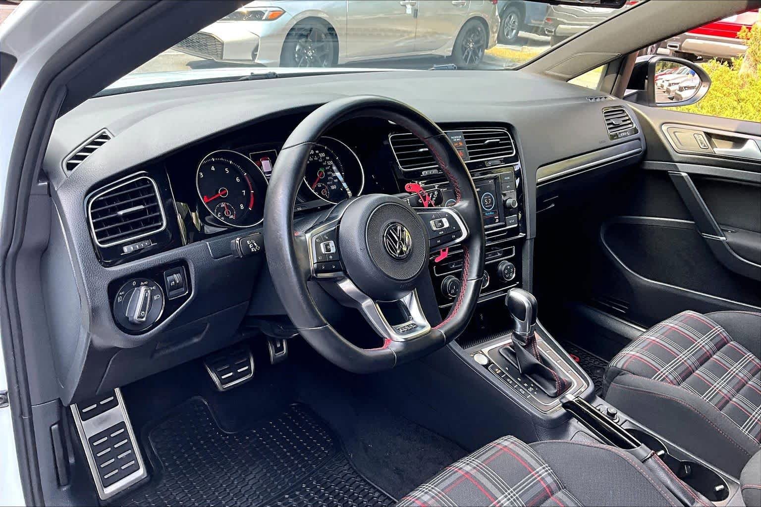 Used 2019 Volkswagen GTI Rabbit Edition FWD image 17