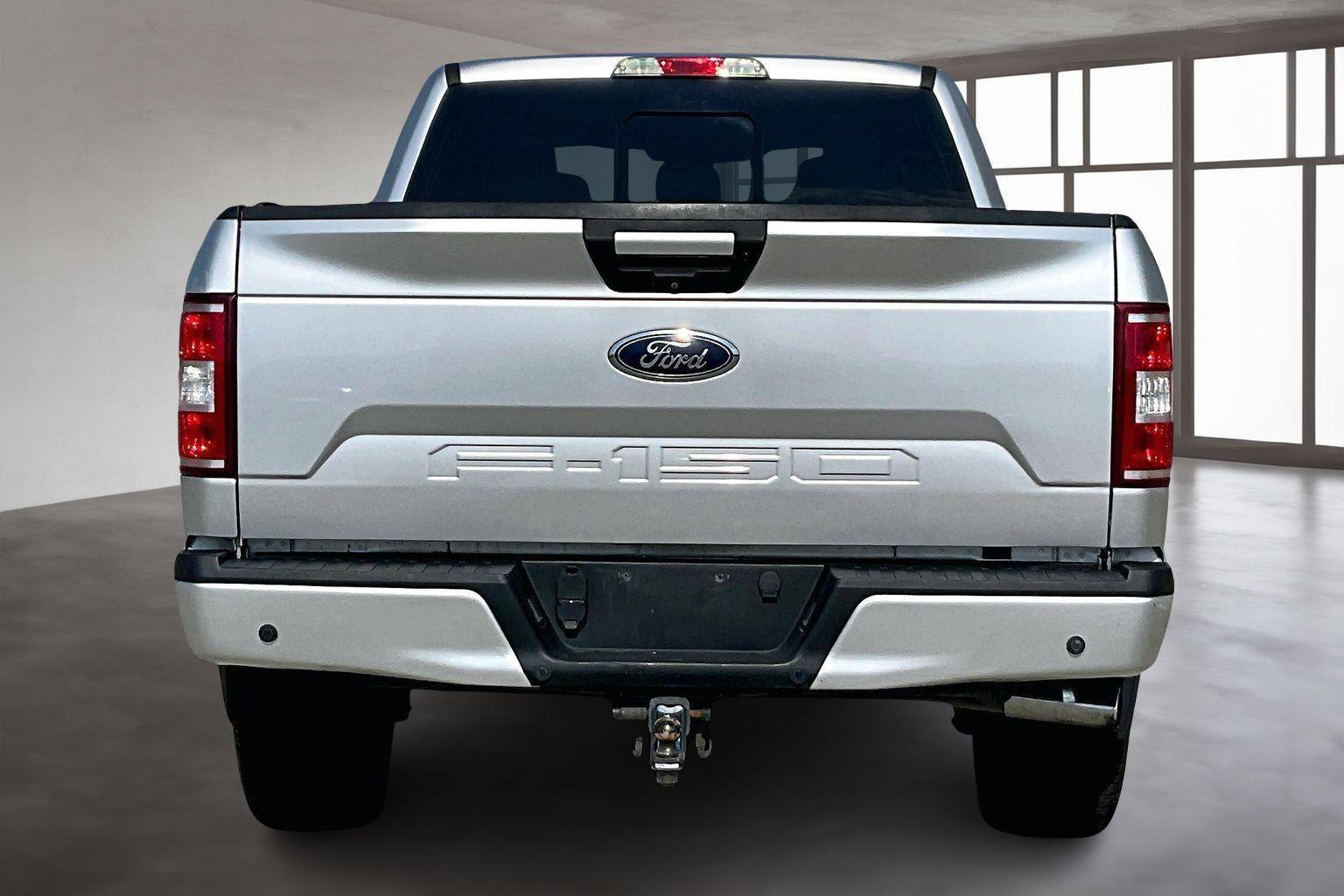 Used 2018 Ford F150 XLT w/ Equipment Group 302A Luxury image 5