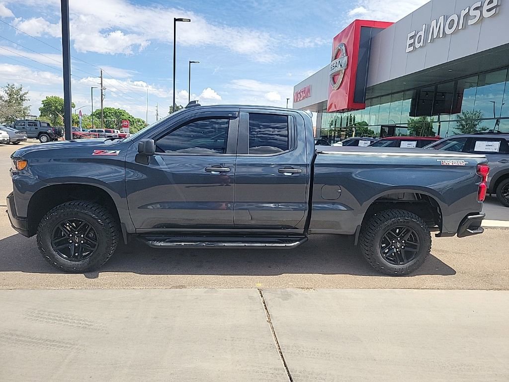 Used 2019 Chevrolet Silverado 1500 Custom Trail Boss w/ Custom Convenience Package AWD/4WD image 4