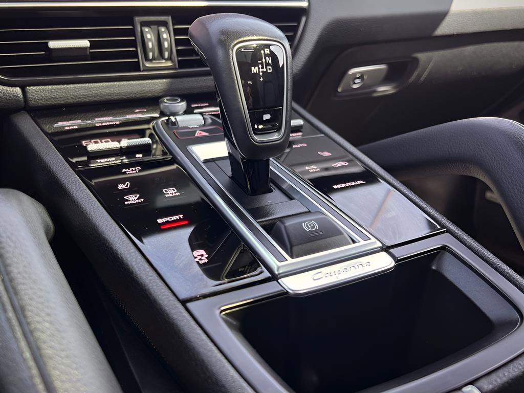 Used 2020 Porsche Cayenne AWD/4WD image 57