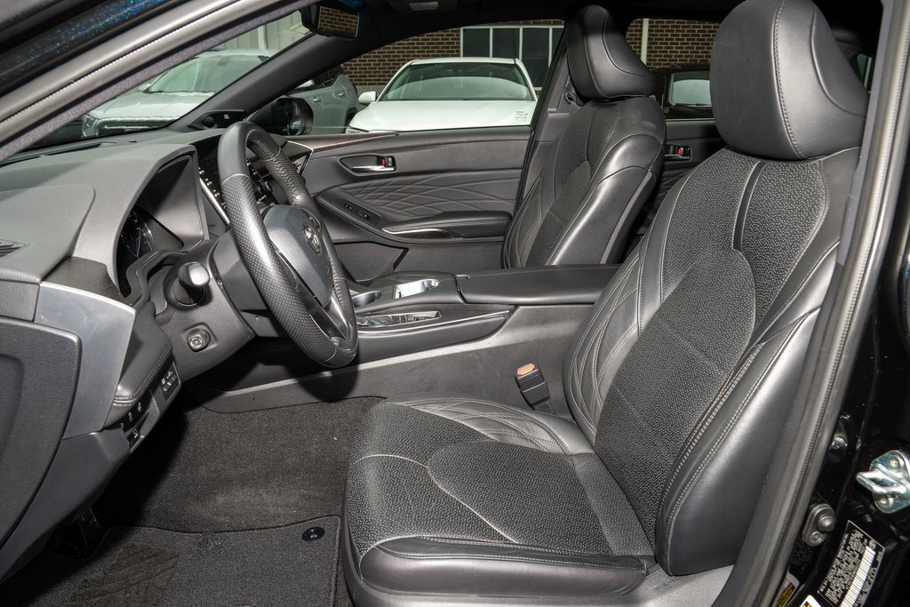 Used 2021 Toyota Avalon Limited w/ Advanced Safety Package image 11