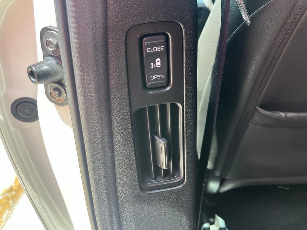 Used 2019 Honda Odyssey Elite image 19