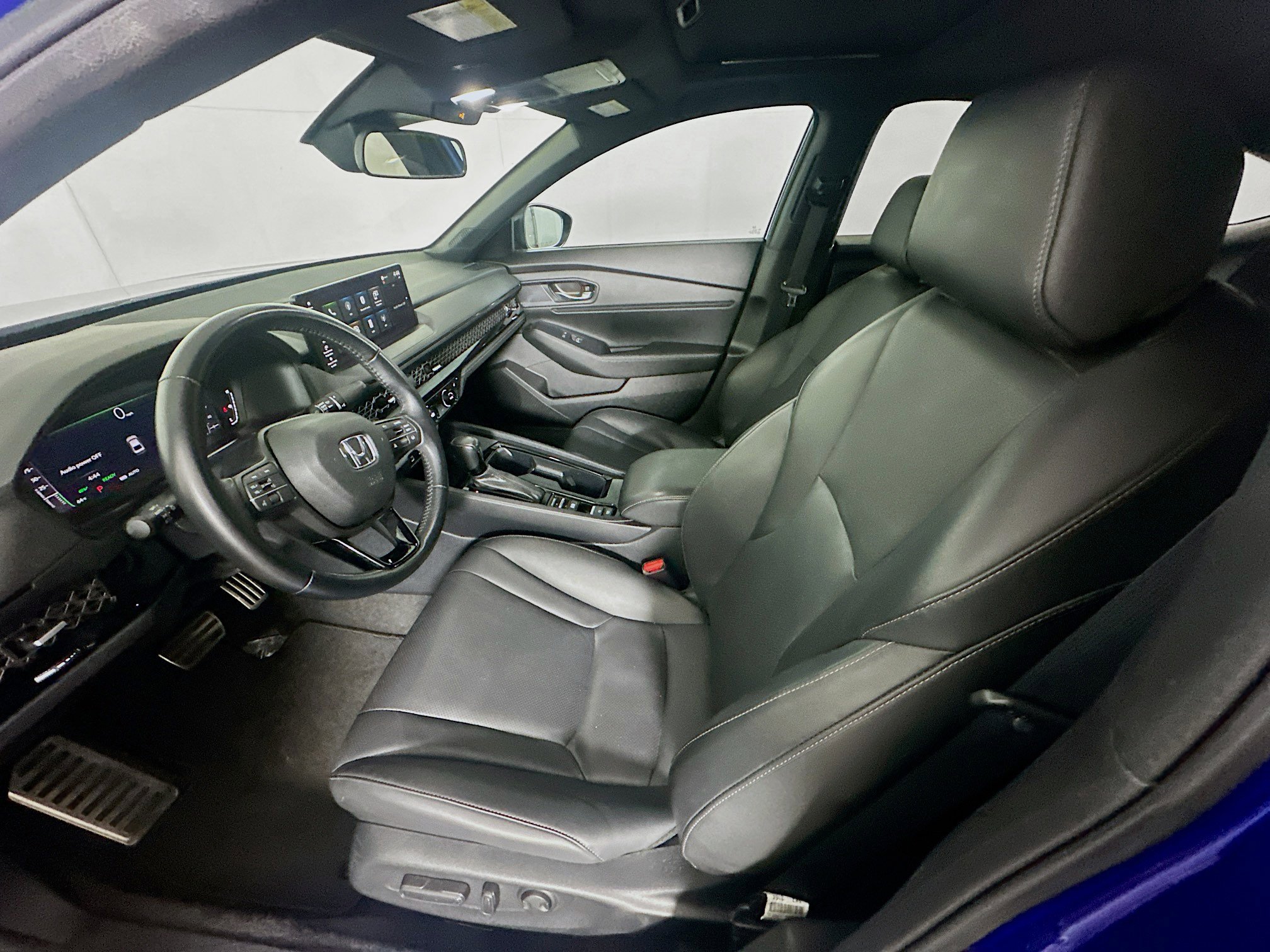 Used 2023 Honda Accord Sport image 13