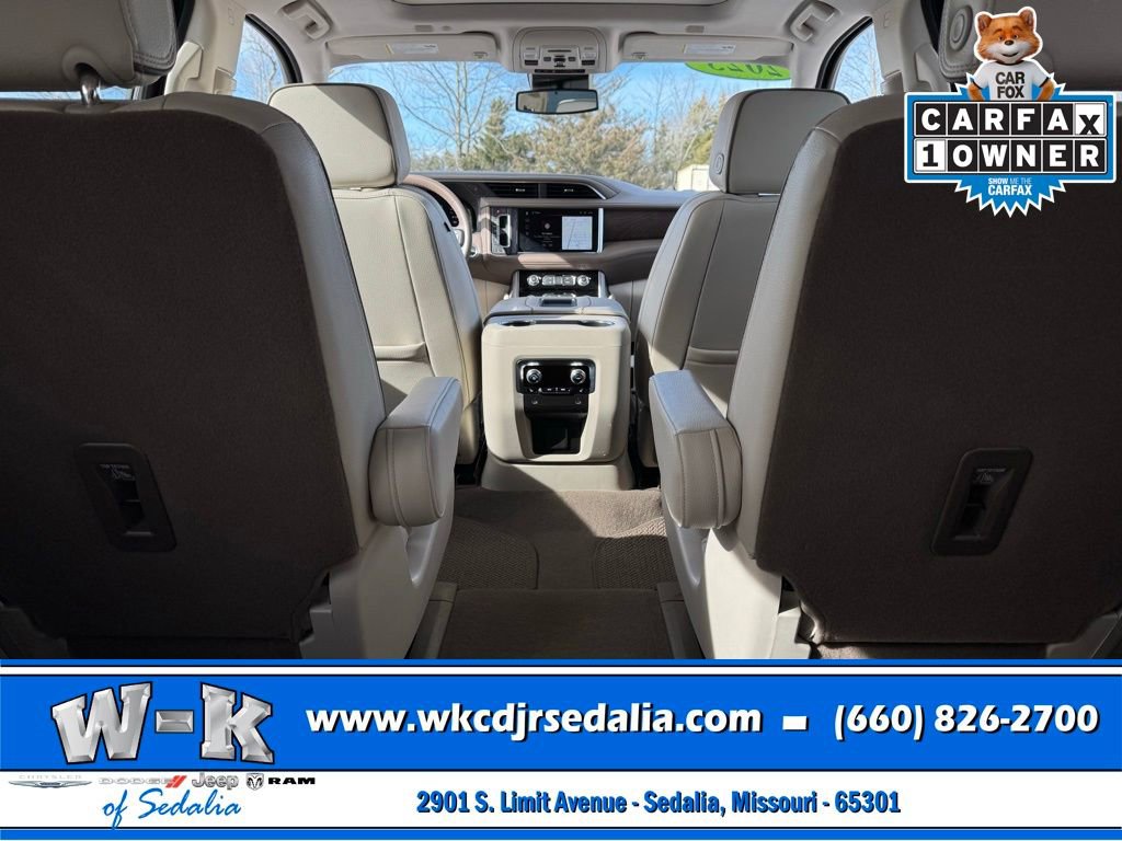 Used 2023 GMC Yukon XL Denali AWD/4WD image 41