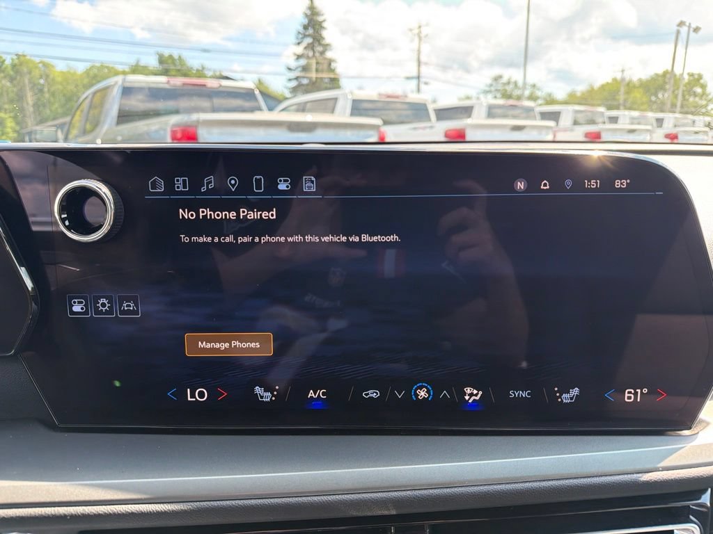 Certified 2025 Chevrolet Traverse LT AWD/4WD image 19