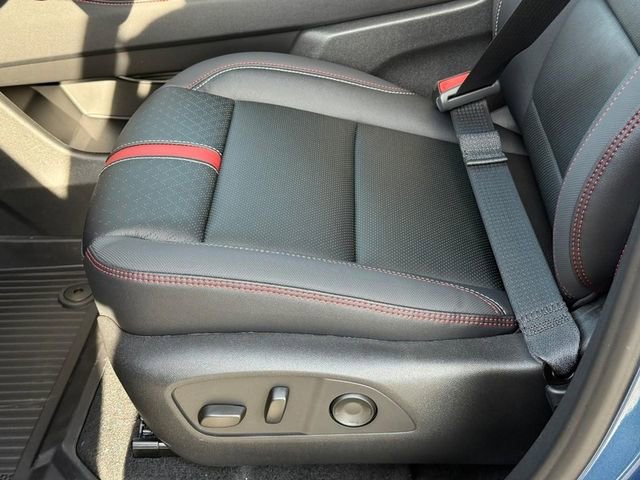 New 2026 Chevrolet Traverse RS w/ LPO, Floor Liner Package image 15