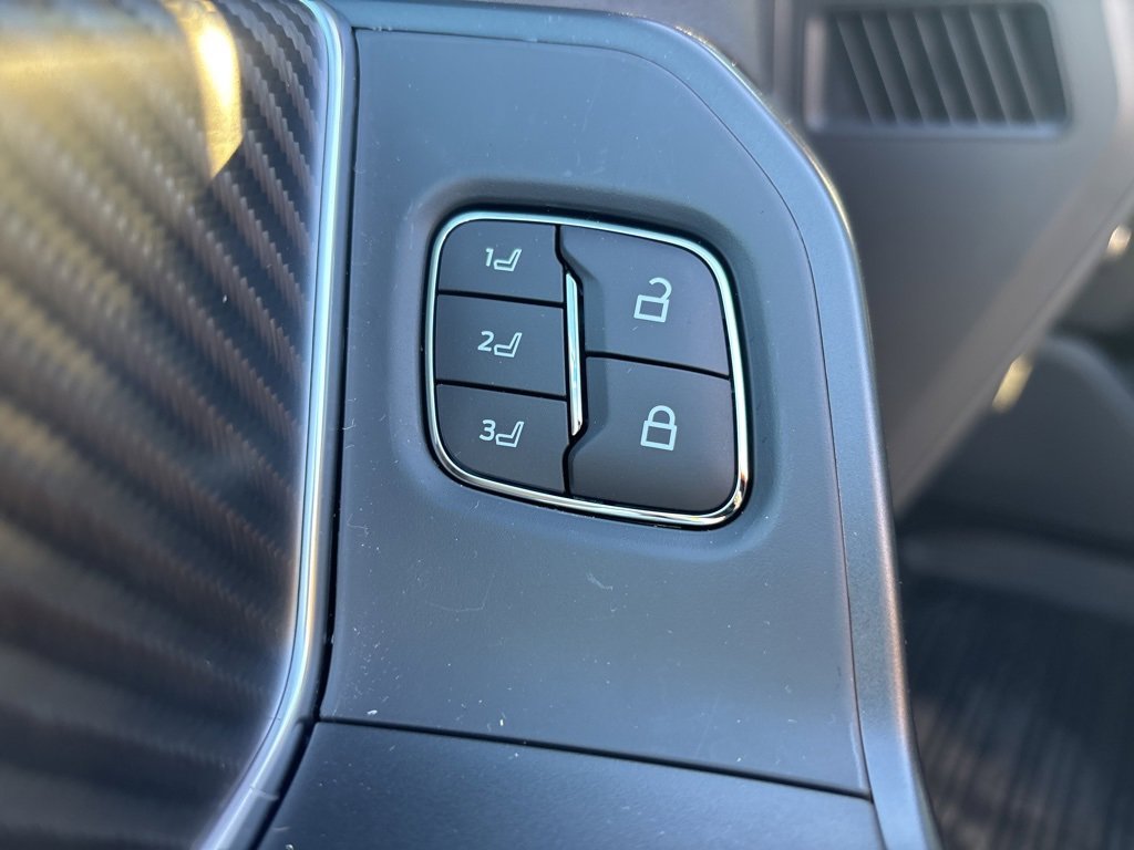 Used 2025 Ford F150 Raptor image 21