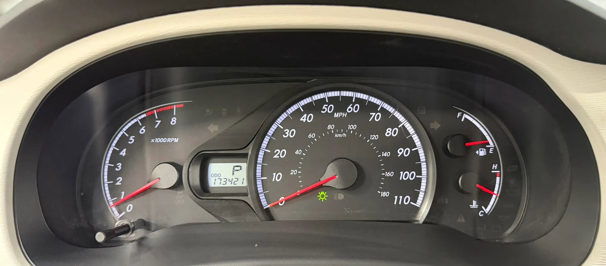 Used 2011 Toyota Sienna LE FWD image 24