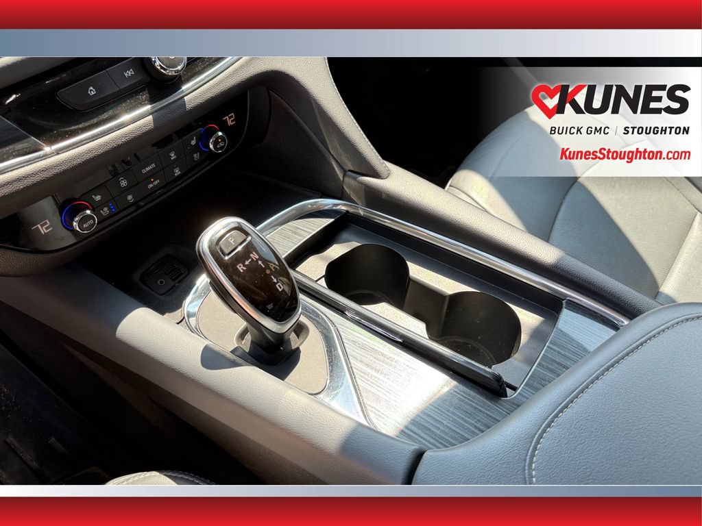 Used 2021 Buick Enclave Premium w/ Surround and Sites Package AWD/4WD image 31