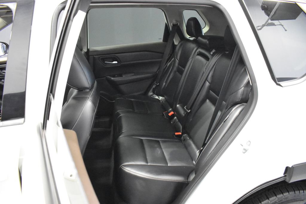 Certified 2023 Nissan Rogue SL AWD/4WD image 31