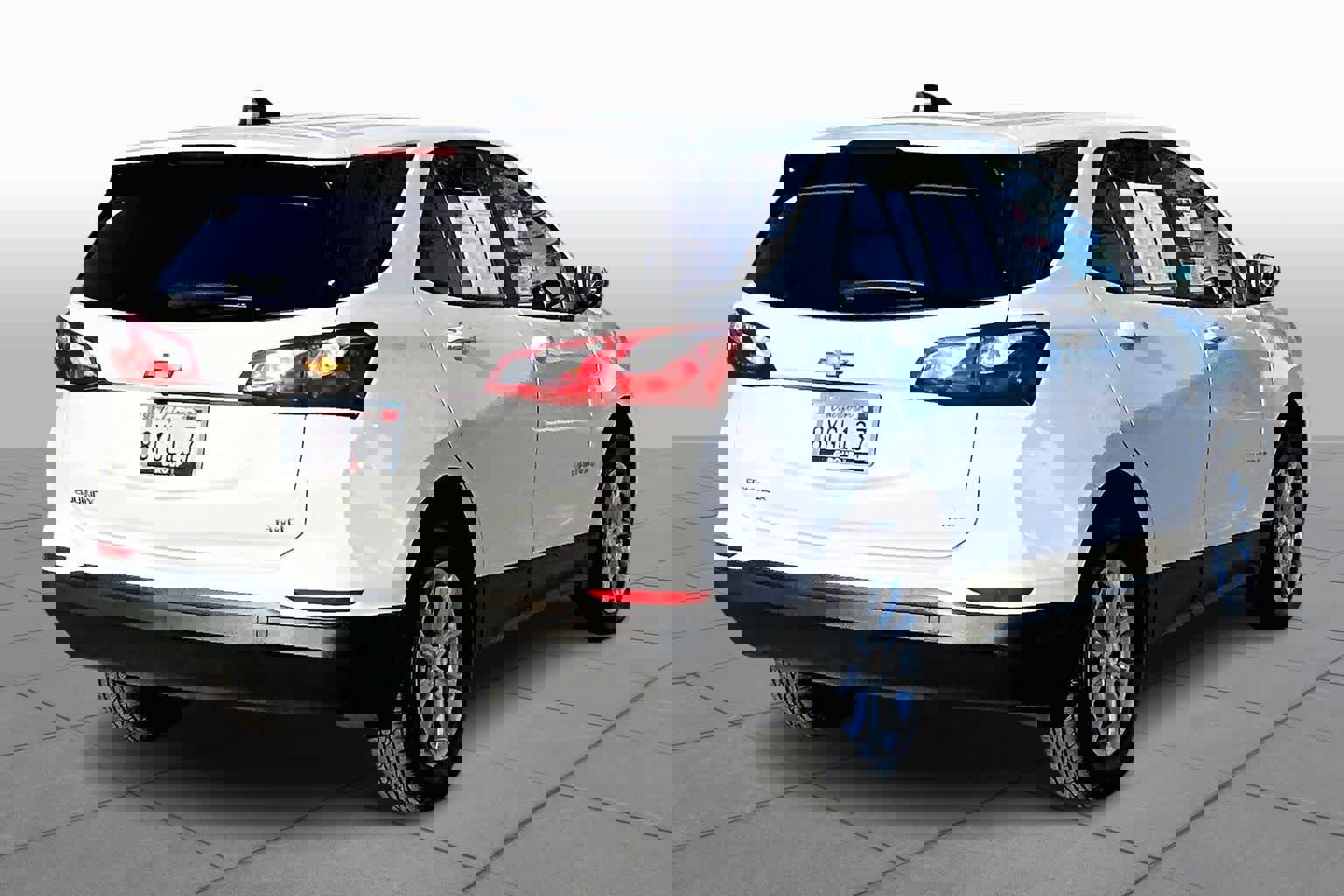 Used 2021 Chevrolet Equinox LS w/ LS Convenience Package image 12