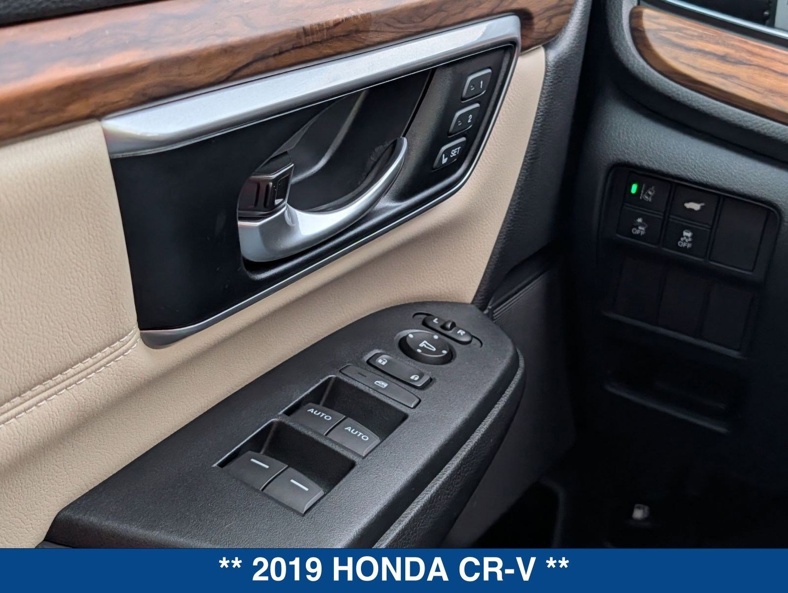 Used 2019 Honda CR-V Touring image 24