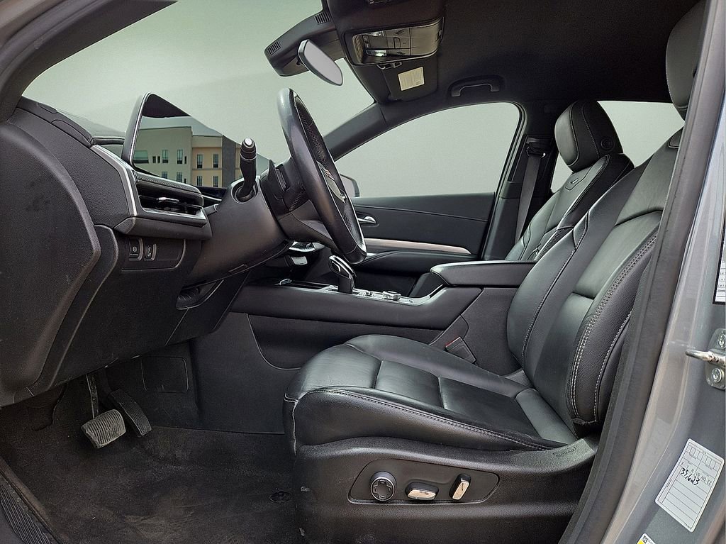 Used 2024 Cadillac XT4 Premium Luxury AWD/4WD image 24