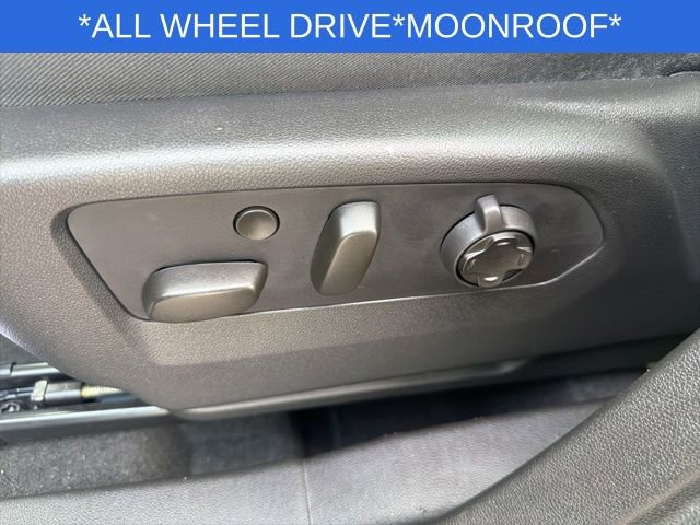 Used 2022 Buick Envision Avenir w/ Technology Package II AWD/4WD image 26