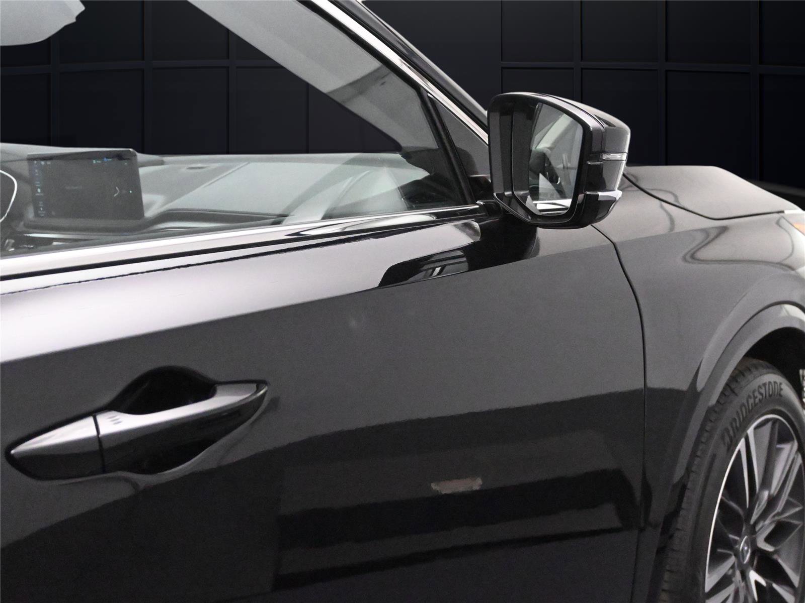 Certified 2026 Acura MDX SH-AWD w/ Advance Package image 13