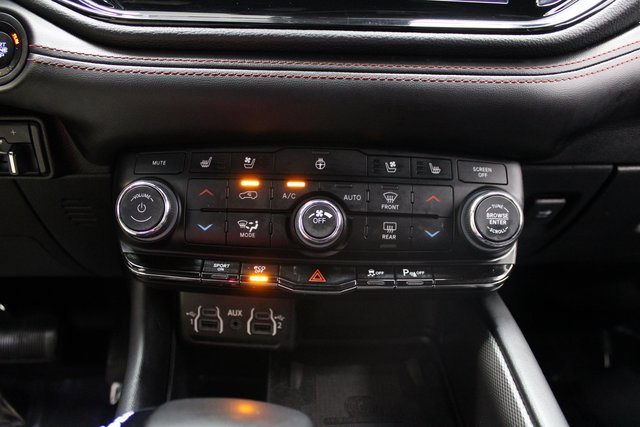 Used 2023 Dodge Durango R/T image 40