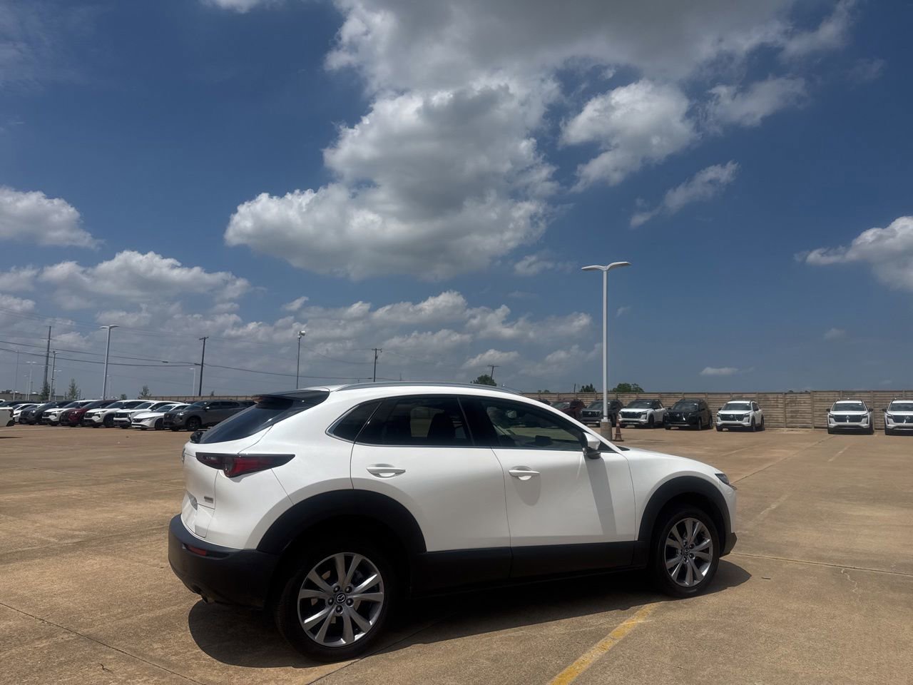 Used 2022 MAZDA CX-30 AWD 2.5 S w/ Premium Package image 23