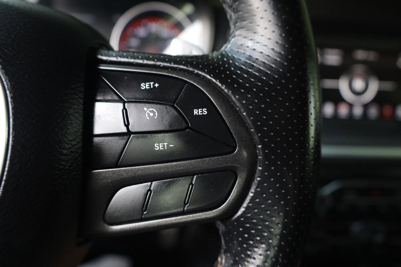 Used 2020 Dodge Charger R/T RWD image 31