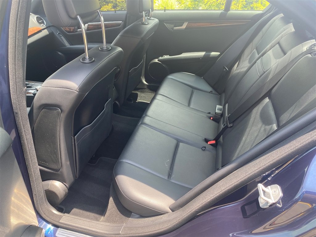 Used 2013 Mercedes-Benz C 300 4MATIC Sedan image 10