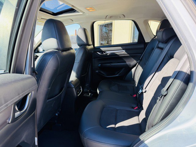 Used 2019 MAZDA CX-5 Touring image 9