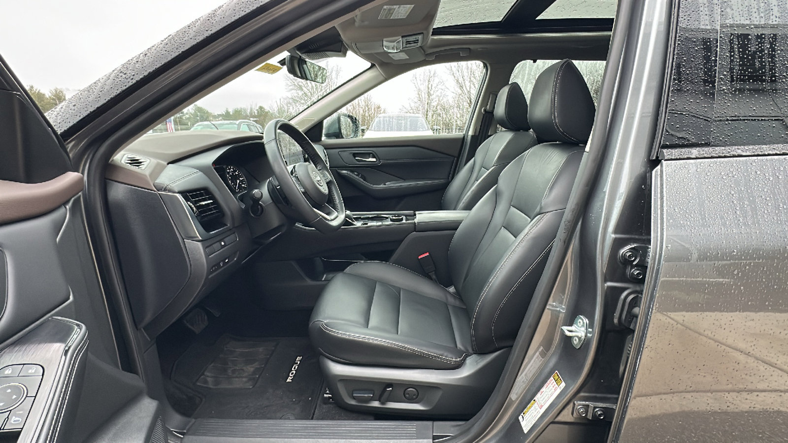 Certified 2023 Nissan Rogue SL w/ SL Premium Package image 11