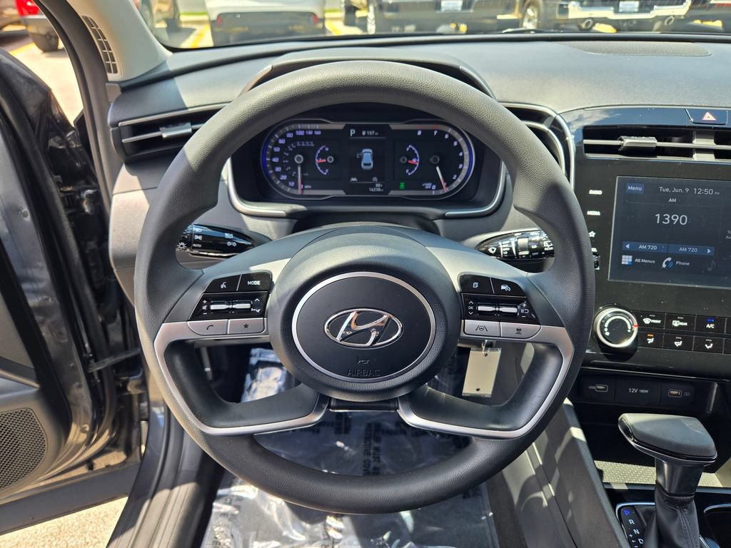 Certified 2023 Hyundai Tucson SE AWD/4WD image 40