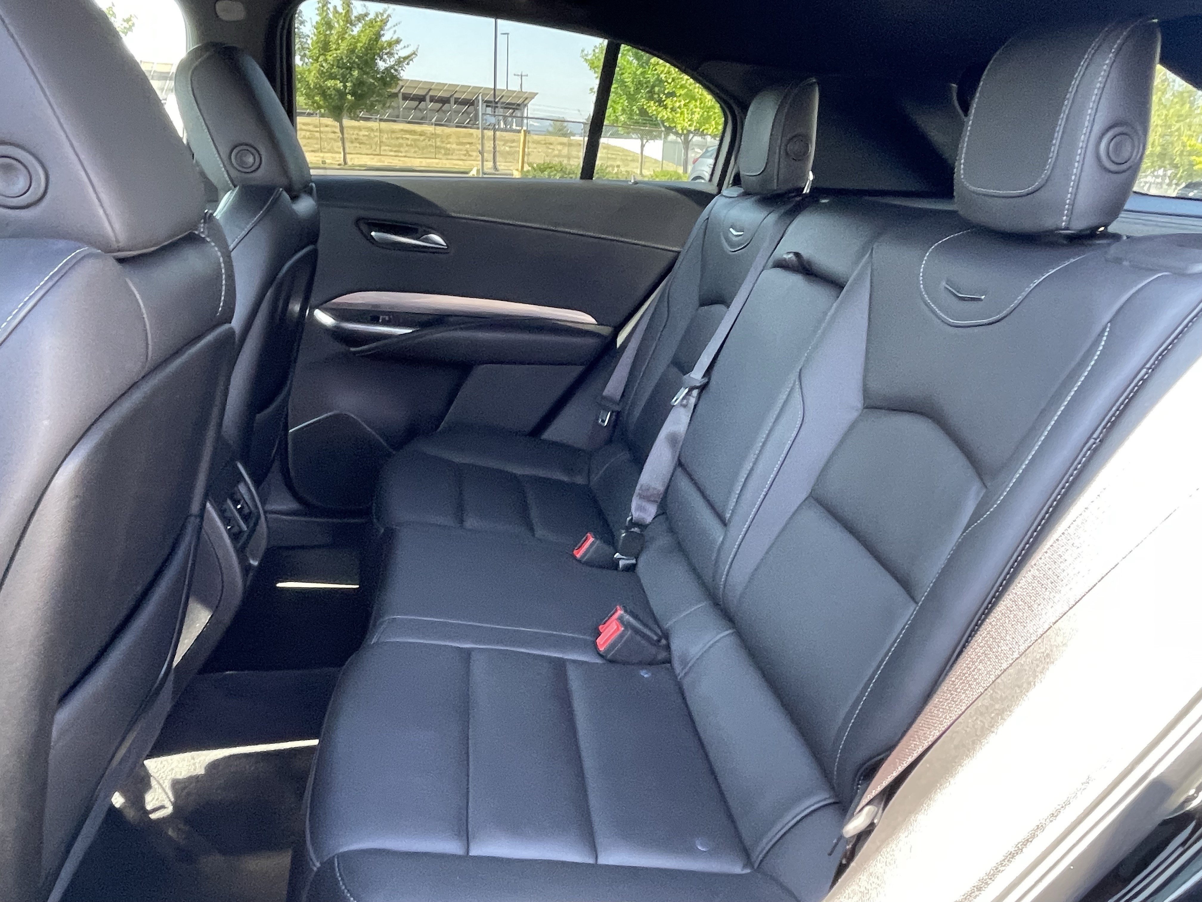 Used 2024 Cadillac XT4 Premium Luxury AWD/4WD image 15