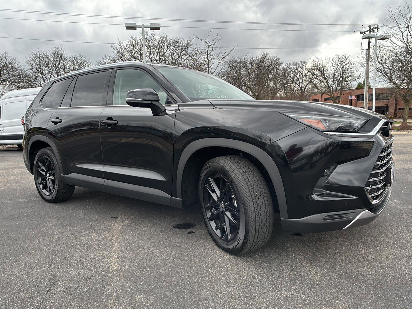 Used 2024 Toyota Grand Highlander AWD image 8